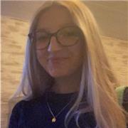 Bonjour, je suis étudiante en biologie et je suis à votre disposition si vous souhaitez une aide dans le domaine scientifique